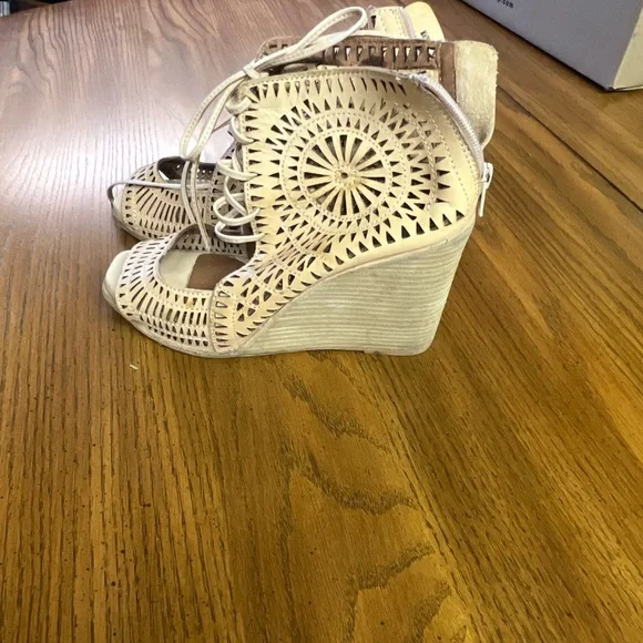 Jeffrey Campbell wedges - Picture 2 of 5